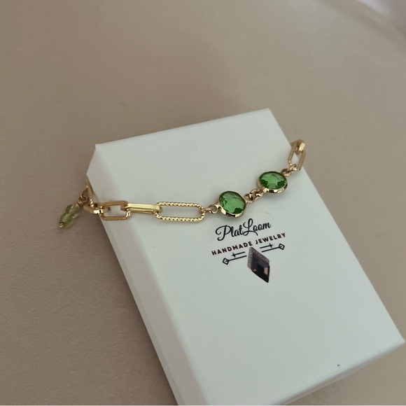 Gold-filled Peridot Birth Stone Bracelet - August - Picture 3 of 5